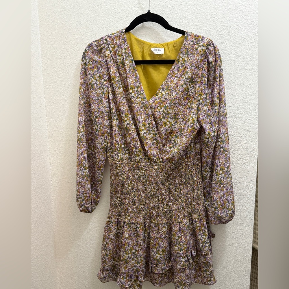 Storia Floral V-Neck Dress